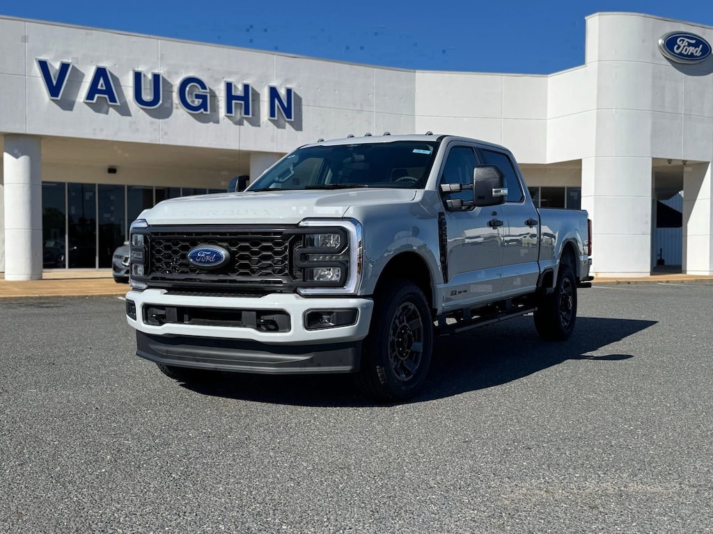 New 2026 Ford F-250 XL Truck Crew Cab