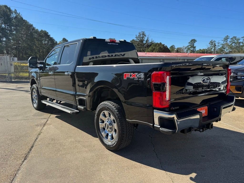 New 2026 Ford F-250 Lariat Truck Crew Cab