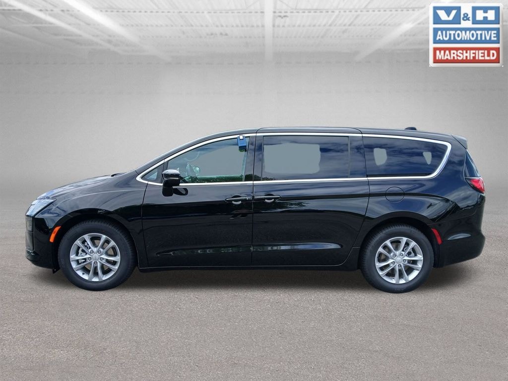 New 2027 Chrysler Pacifica SELECT Passenger Van