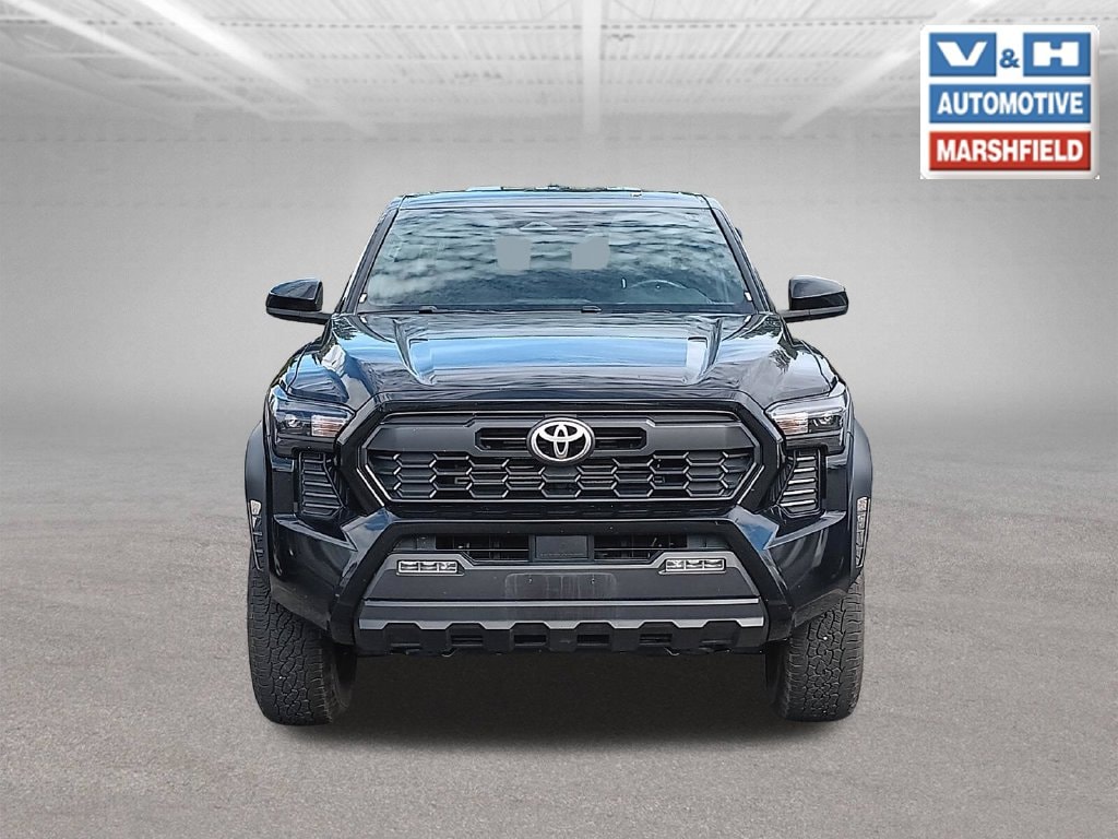 Used 2025 Toyota Tacoma TRD Off-Road Truck