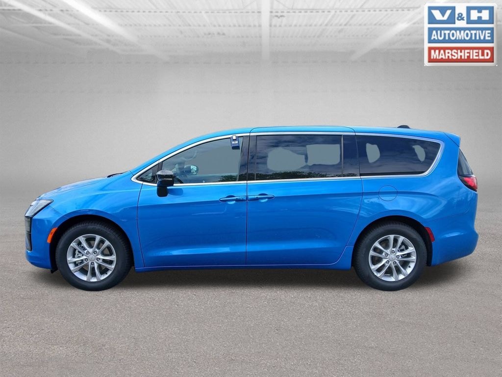 New 2027 Chrysler Pacifica SELECT Passenger Van