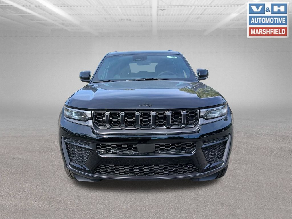 New 2027 Jeep Grand Cherokee LAREDO ALTITUDE 4X4 Sport Utility