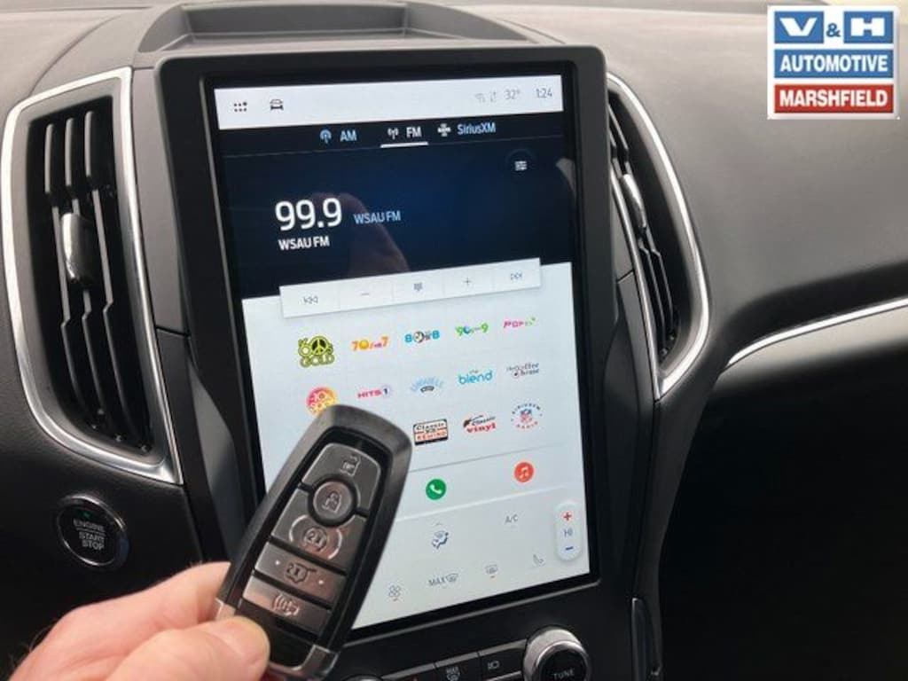 Used 2024 Ford Edge Titanium SUV