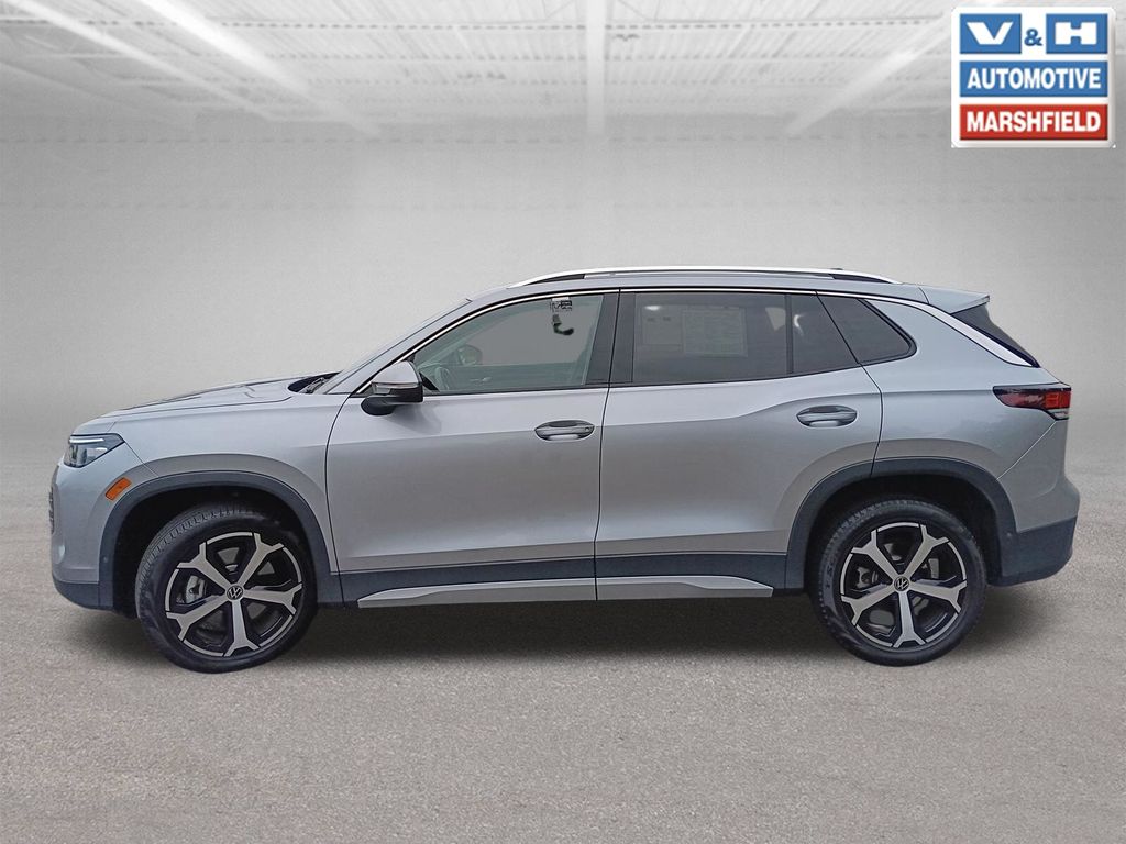 Used 2026 Volkswagen Tiguan SE SUV