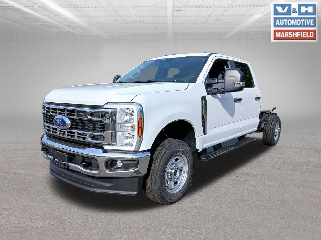 New 2026 Ford F-350SD XL Chassis