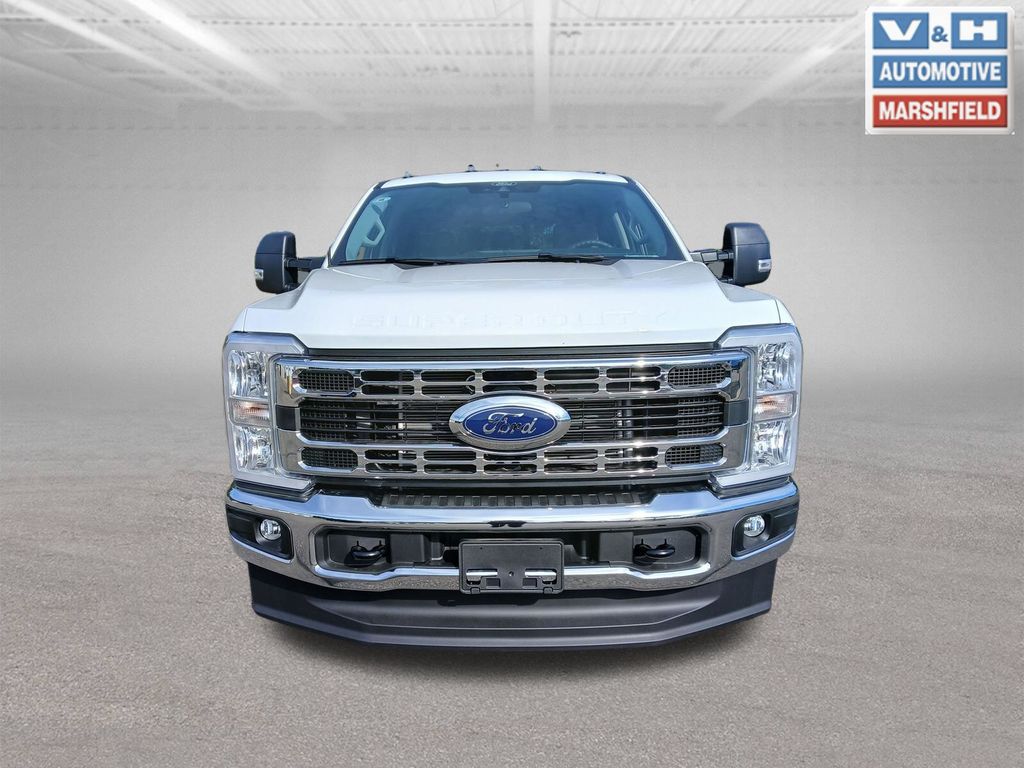 New 2026 Ford F-350SD XL Chassis