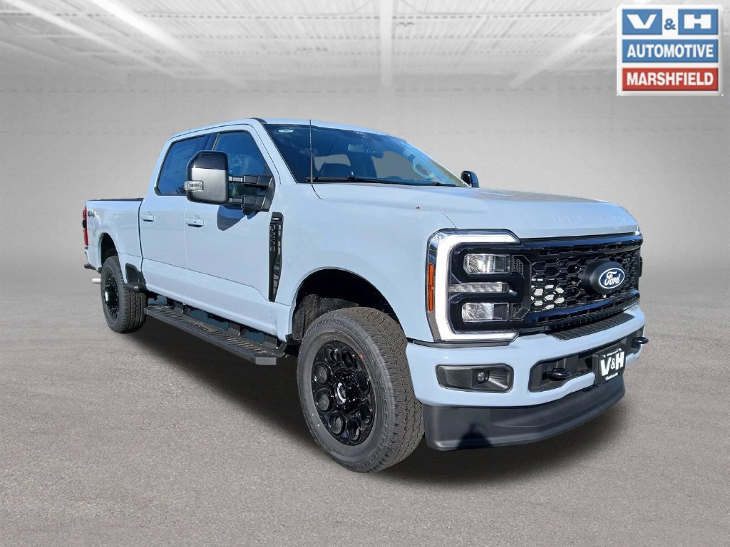 New 2027 Ford F-250SD Lariat Truck