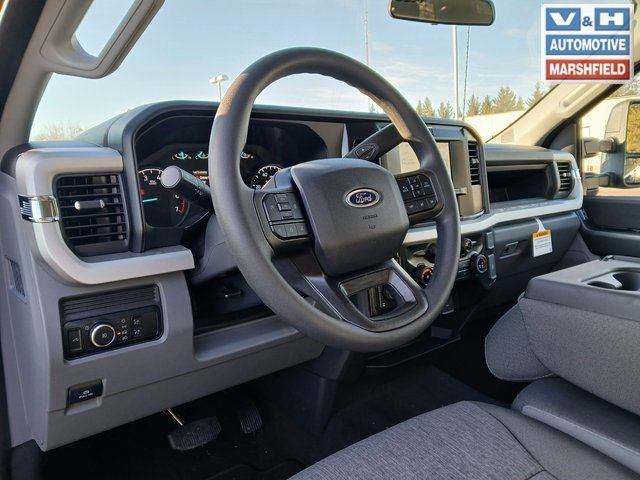 2026 Ford F-250 Super Duty XL - Photo 10