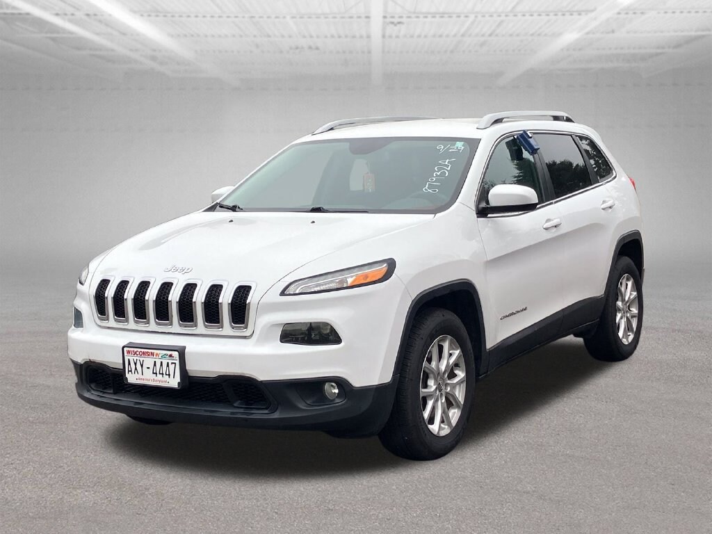 Used 2016 Jeep Cherokee Latitude SUV