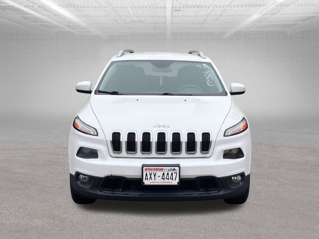 Used 2016 Jeep Cherokee Latitude SUV
