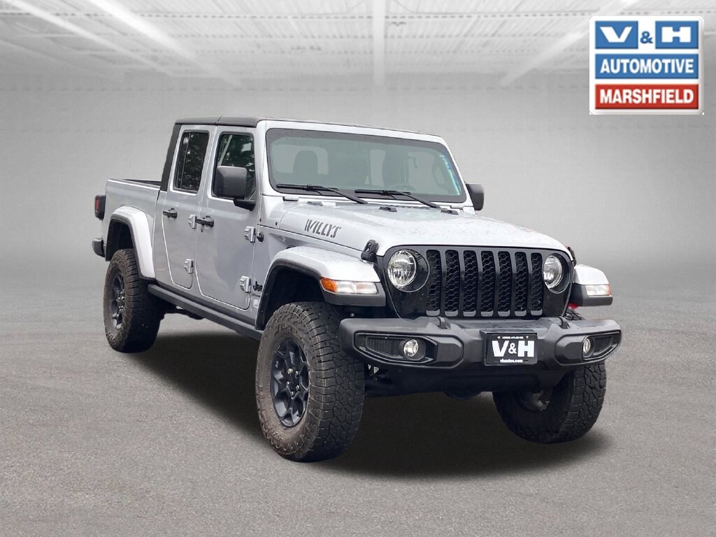 Used 2023 Jeep Gladiator Willys Truck