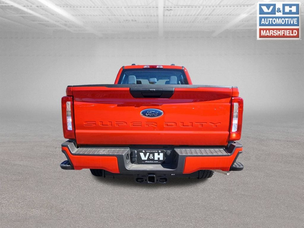2026 Ford F-250 Super Duty XL - Photo 6