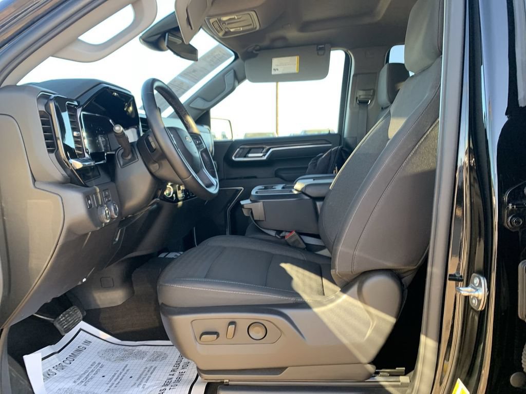 2026 Chevrolet Silverado 1500 LT - Photo 17