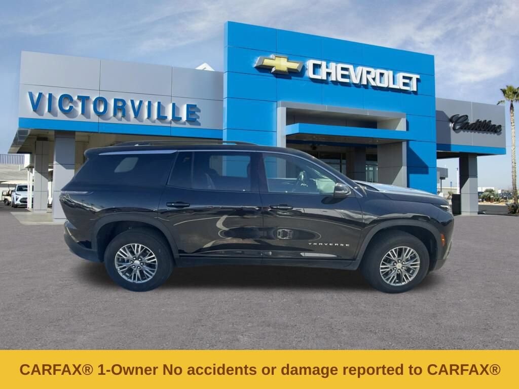 Used 2025 Chevrolet Traverse LT SUV