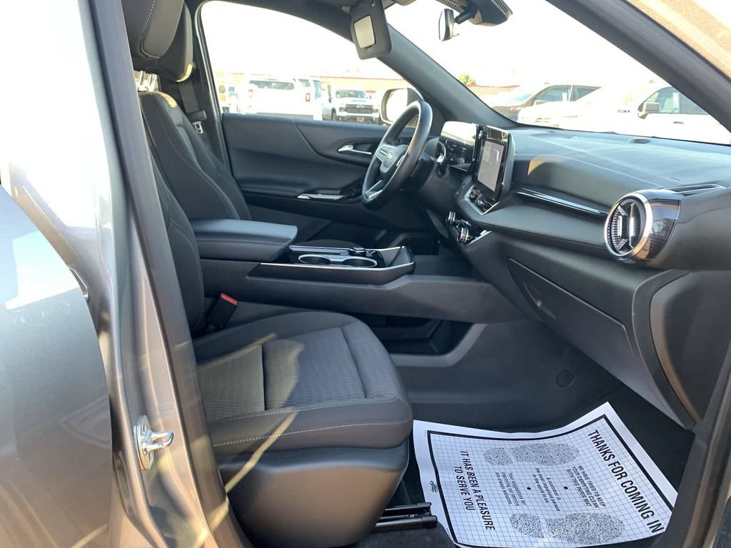 2026 Chevrolet Equinox LT - Photo 26
