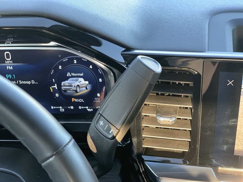 2026 Chevrolet Silverado 1500 LT - Photo 13