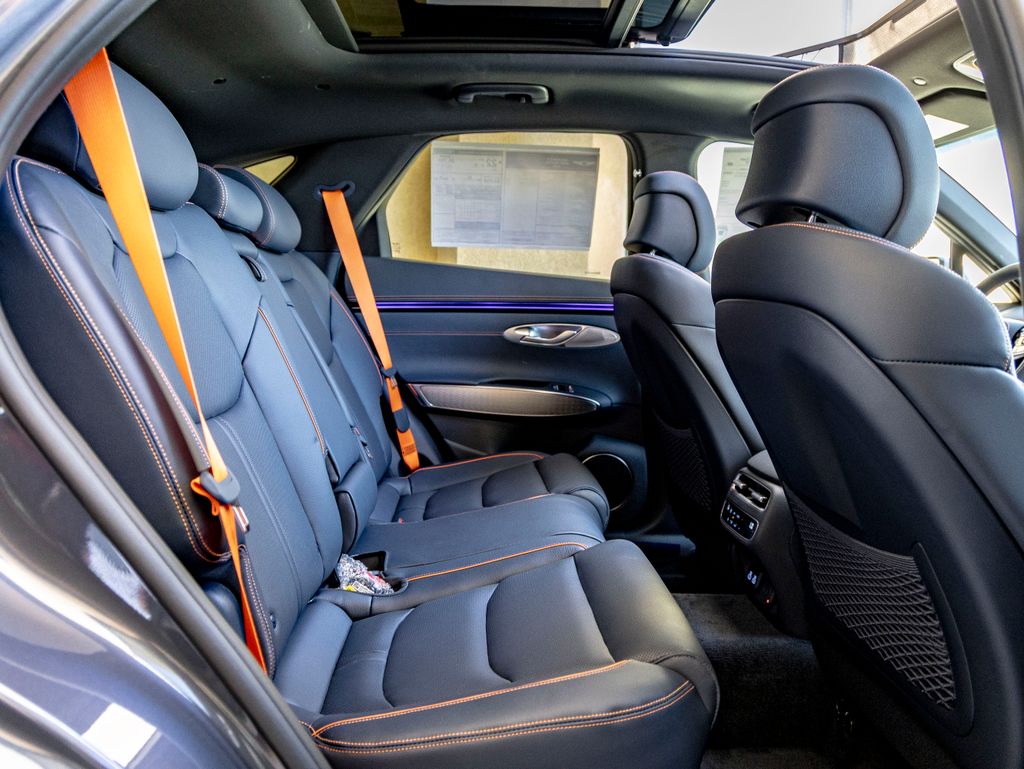 2026 GENESIS GV70 Sport Prestige - Photo 37