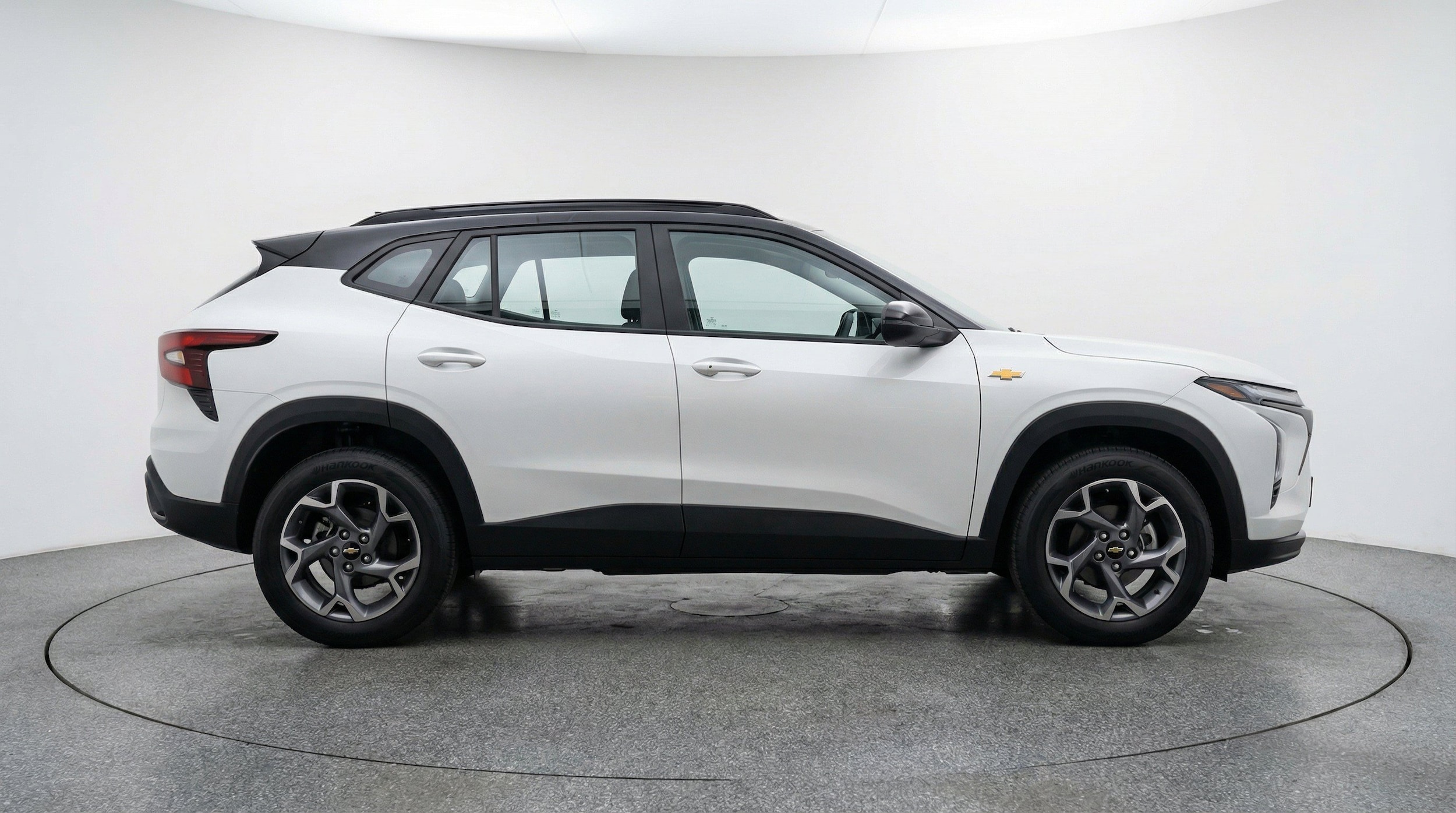 Thumbnail: 2025 Chevrolet Trax - 10
