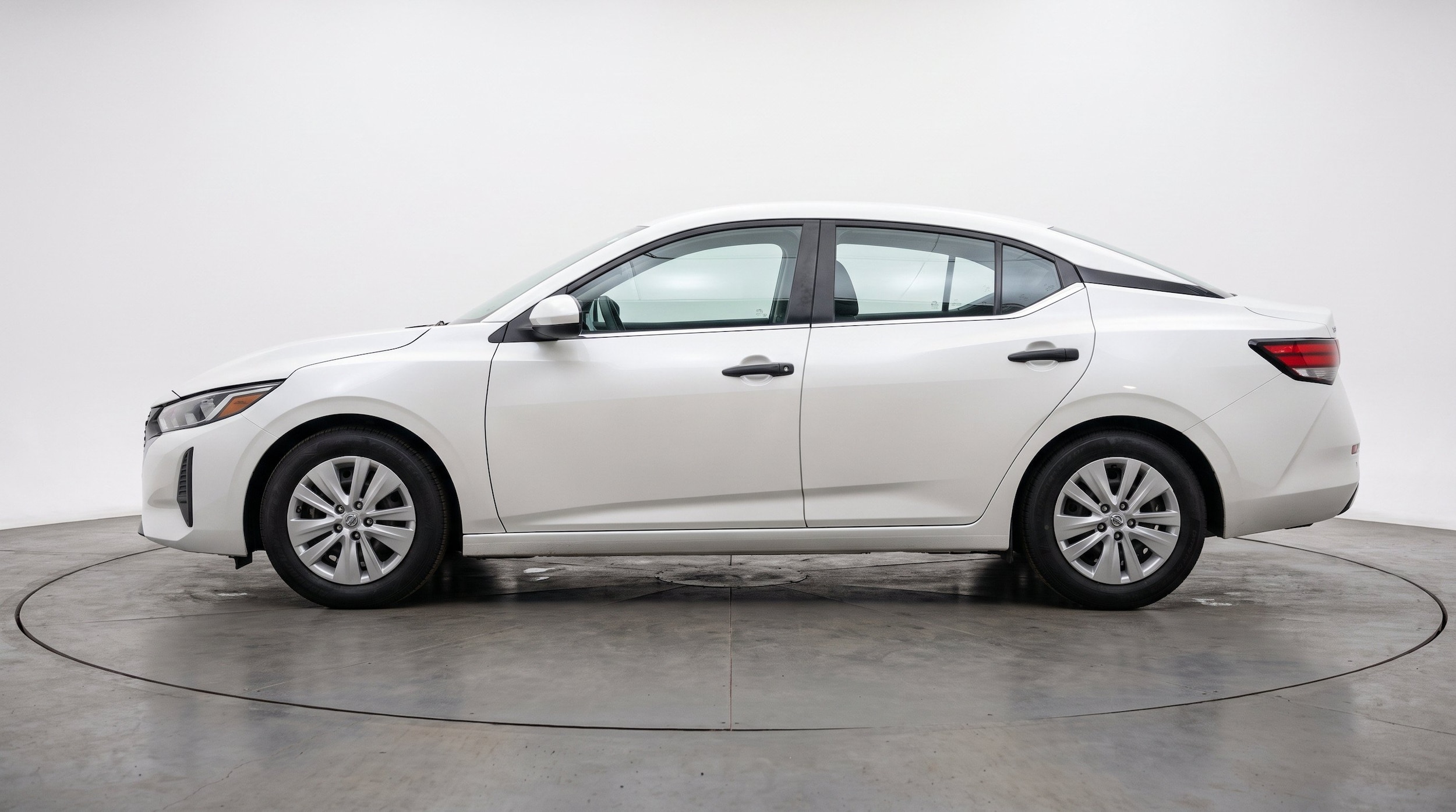 Thumbnail: 2025 Nissan Sentra - 5