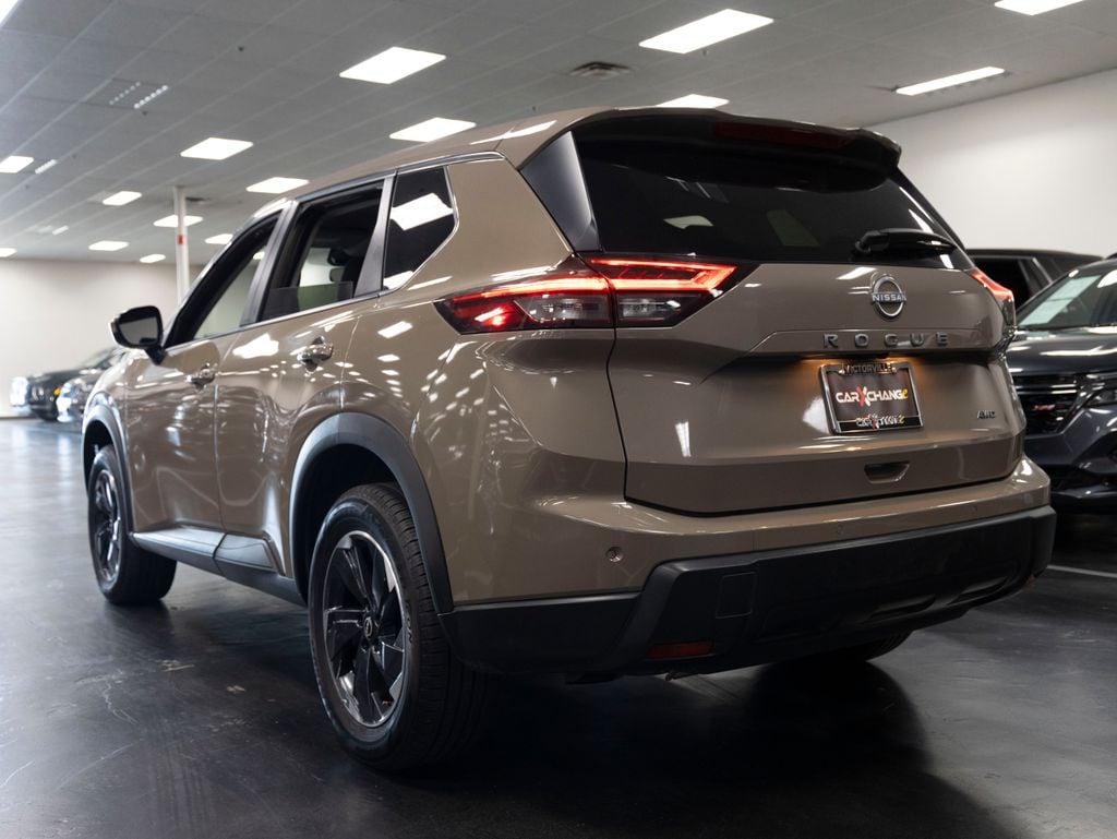 Used 2025 Nissan Rogue SV SUV