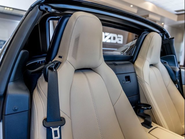 2026 Mazda MX-5 Miata RF Grand Touring - Photo 21