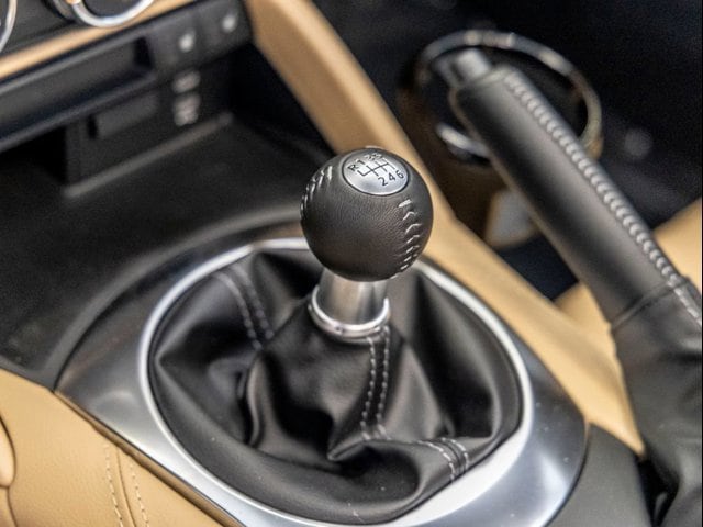 2026 Mazda MX-5 Miata RF Grand Touring - Photo 18