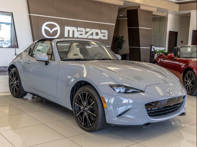 2026 Mazda MX-5 Miata RF Grand Touring - Photo 9