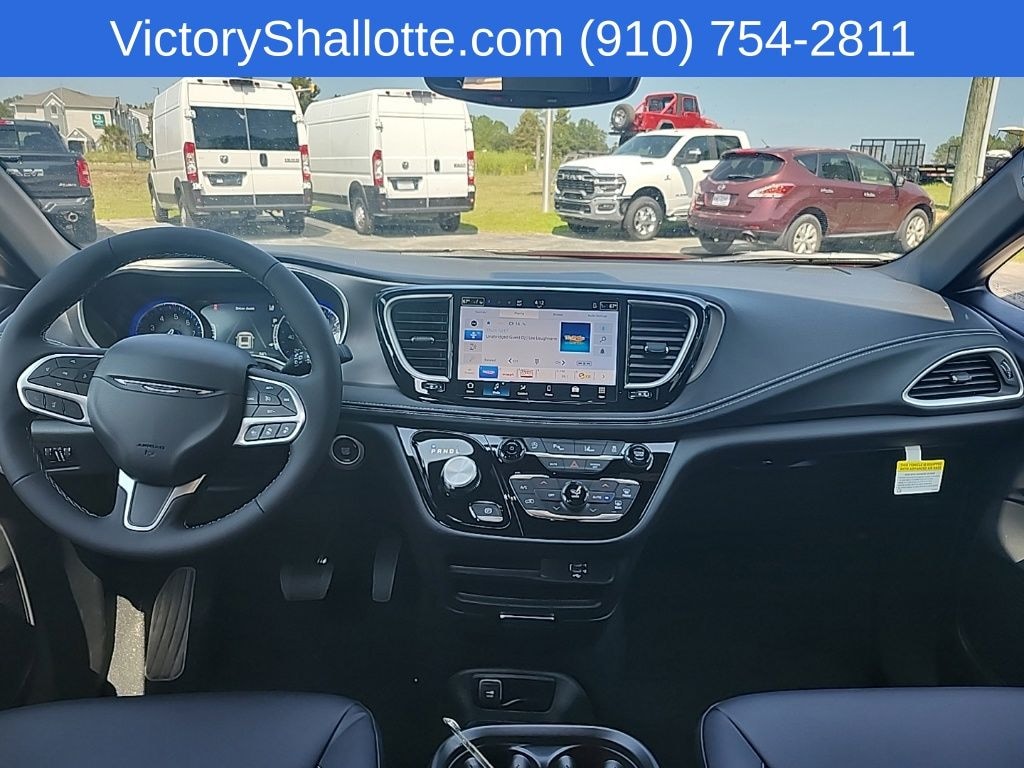 New 2027 Chrysler Pacifica SELECT Passenger Van
