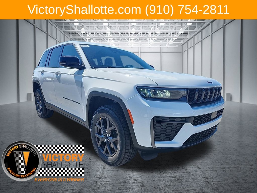 New 2027 Jeep Grand Cherokee LAREDO ALTITUDE 4X4 Sport Utility