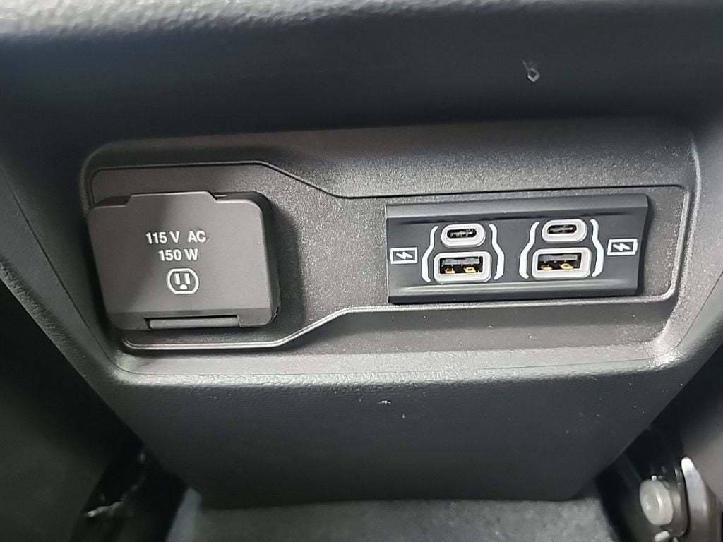 New 2026 Jeep Grand Cherokee LAREDO X 4X2 Sport Utility
