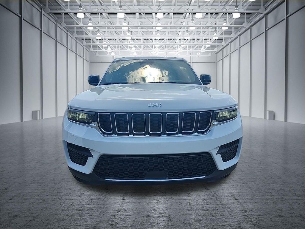New 2027 Jeep Grand Cherokee LAREDO X 4X4 Sport Utility