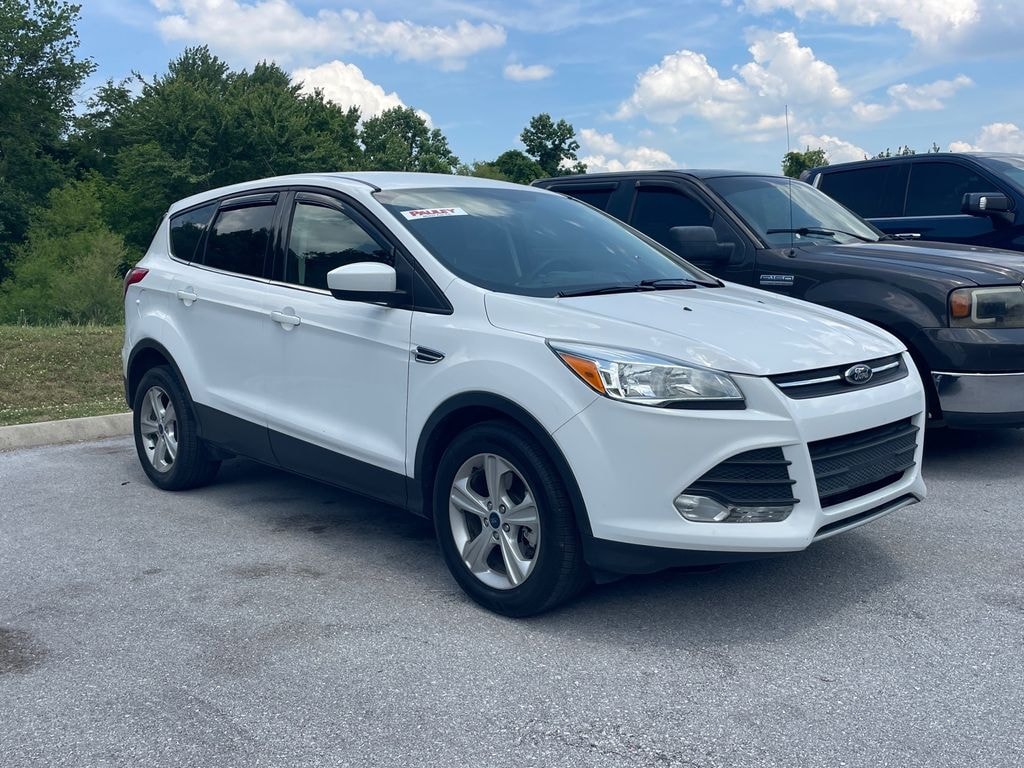 Used 2015 Ford Escape SE SUV