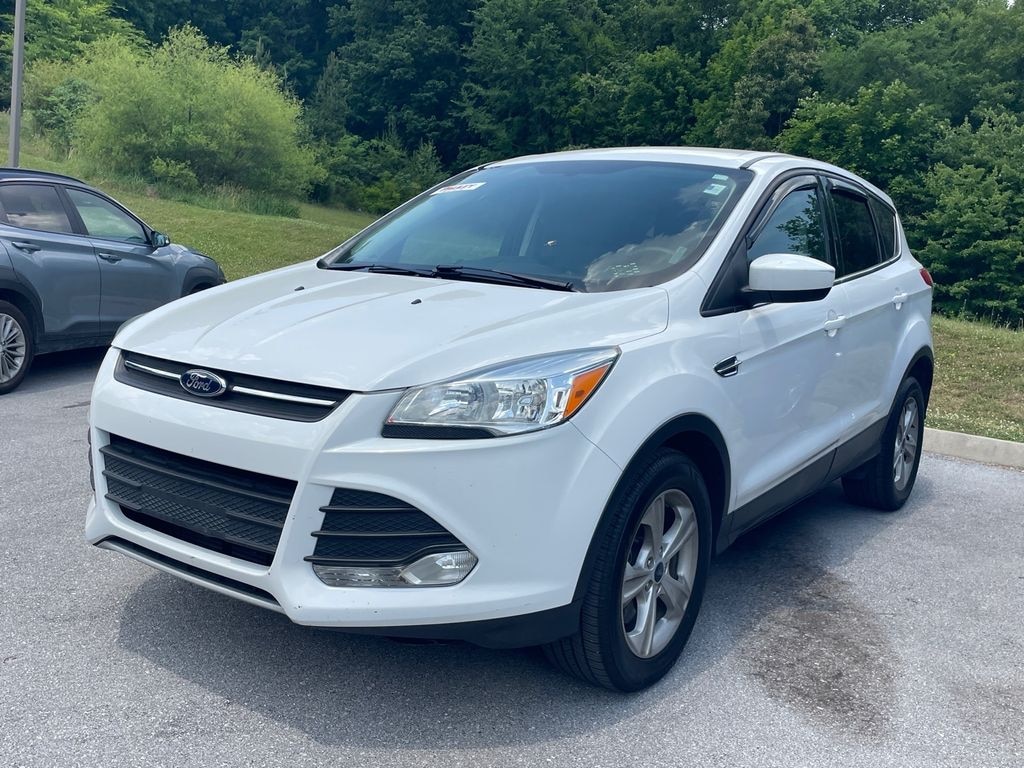 Used 2015 Ford Escape SE SUV