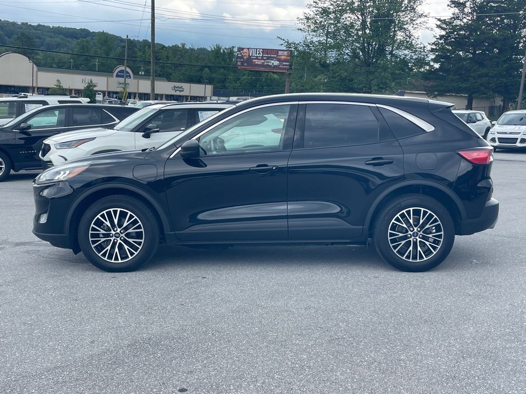 Used 2022 Ford Escape Plug-In Hybrid SE SUV