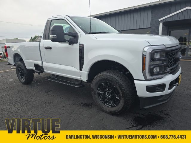 2025 Ford F-350 Super Duty XL