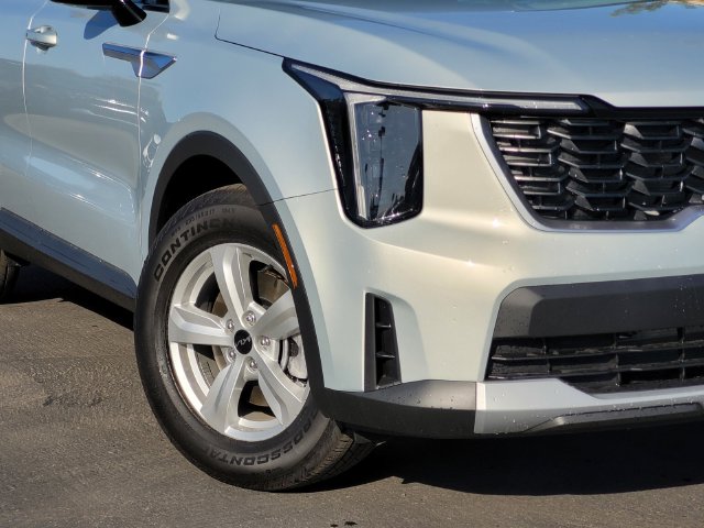 New 2026 Kia Sorento LX SUV