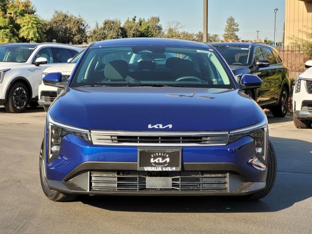 New 2026 Kia K4 LXS Sedan