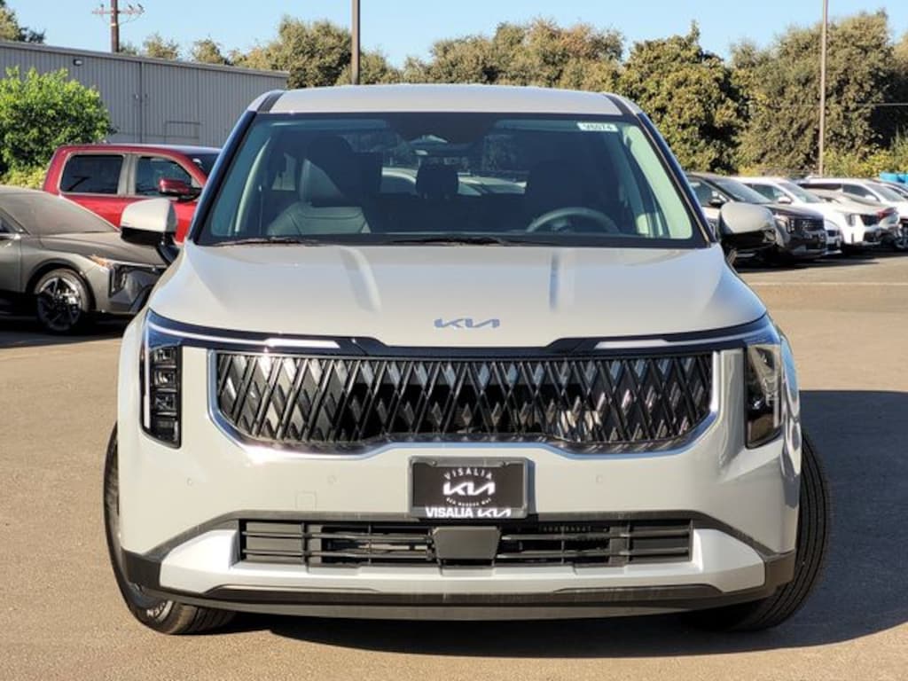 New 2027 Kia Carnival Hybrid LXS Van Passenger Van