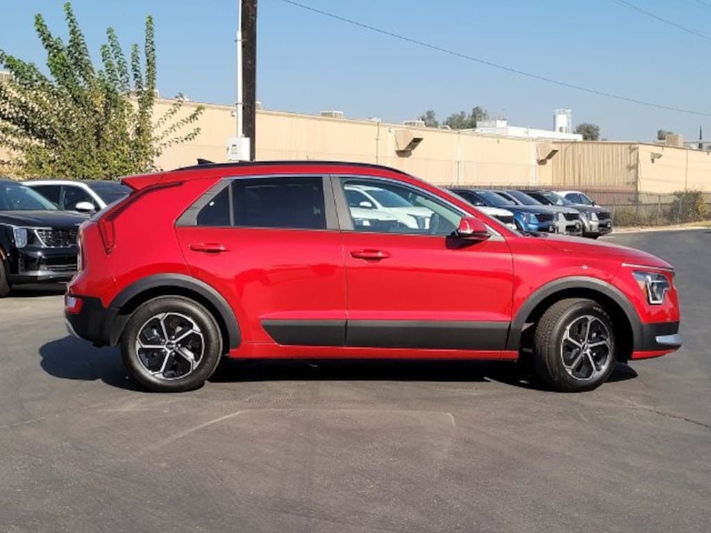 New 2026 Kia Niro EX SUV