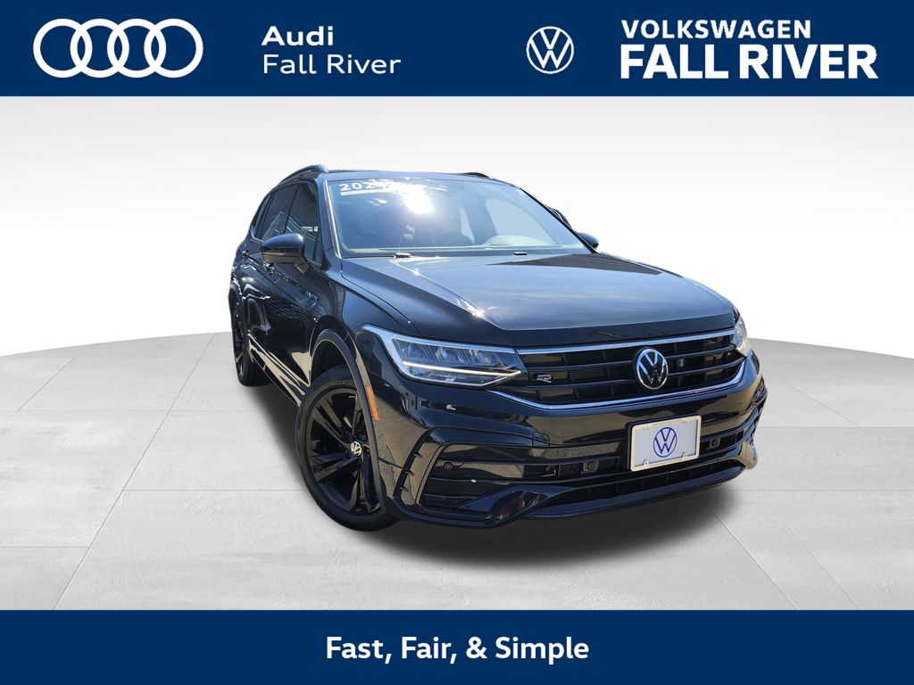 2024 Volkswagen Tiguan SE R-LINE BLACK