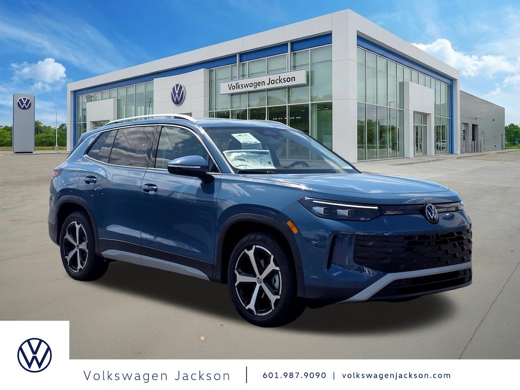 New 2026 Volkswagen Tiguan SE SUV