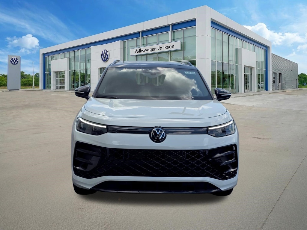 New 2026 Volkswagen Tiguan SE R-Line Black SUV
