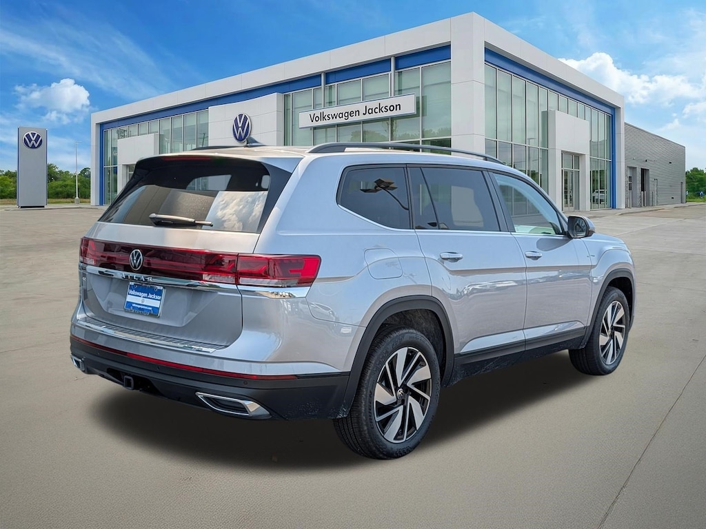 New 2026 Volkswagen Atlas SE w/Technology SUV