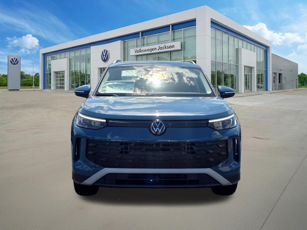 New 2026 Volkswagen Tiguan SE SUV