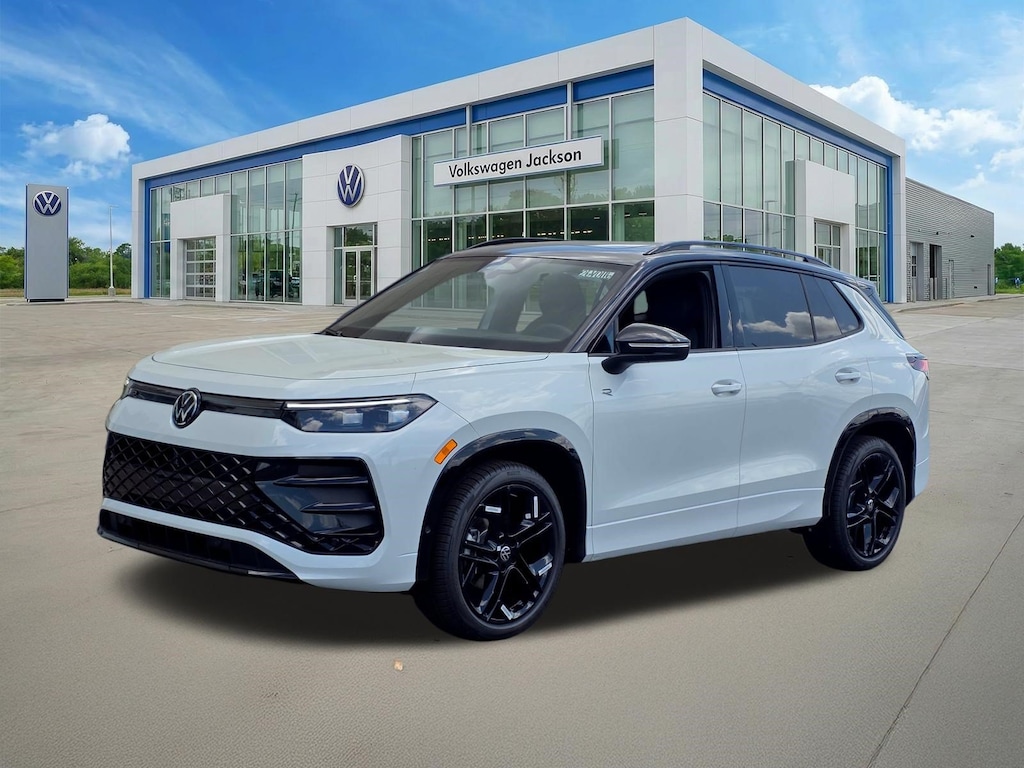 New 2026 Volkswagen Tiguan SE R-Line Black SUV
