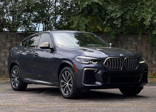 2022 BMW X6