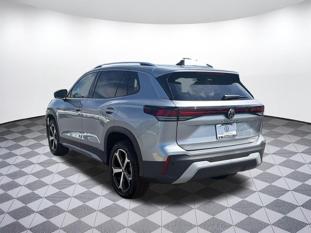 New 2026 Volkswagen Tiguan SE SUV