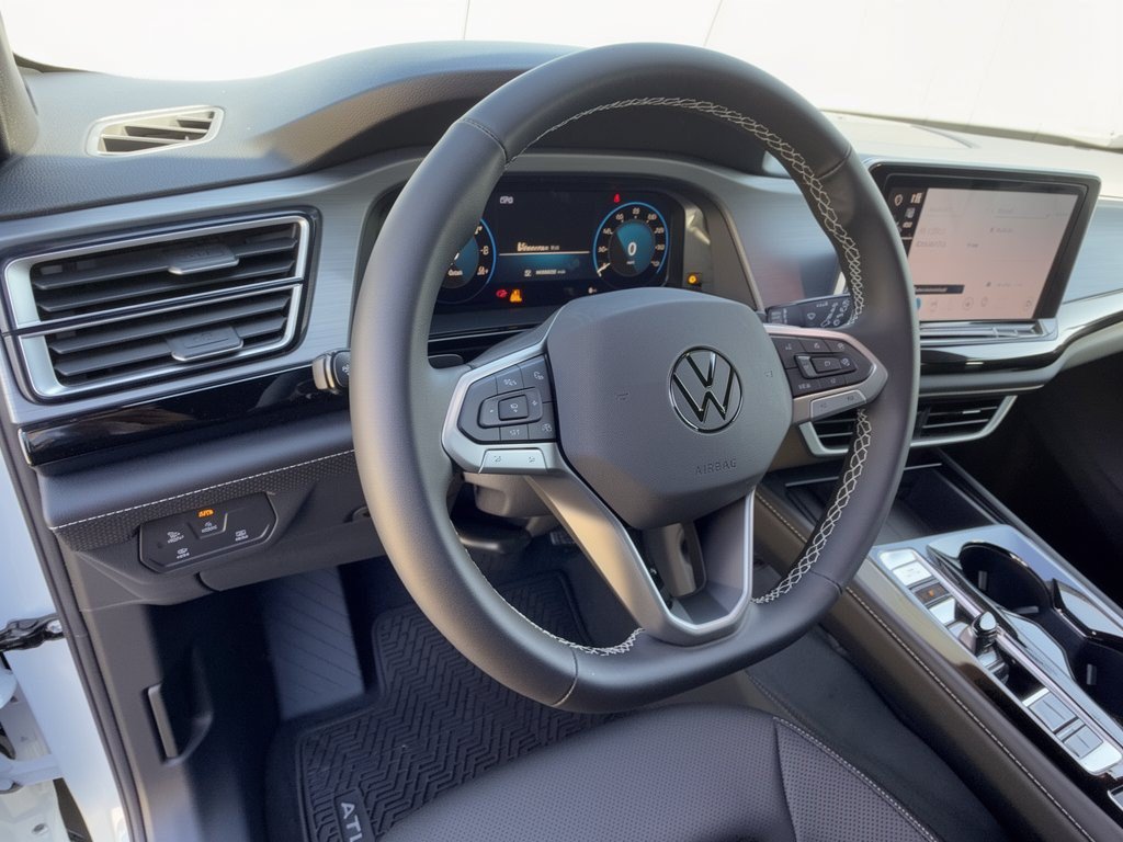 New 2026 Volkswagen Atlas Cross Sport 2.0T SE w/Technology SUV