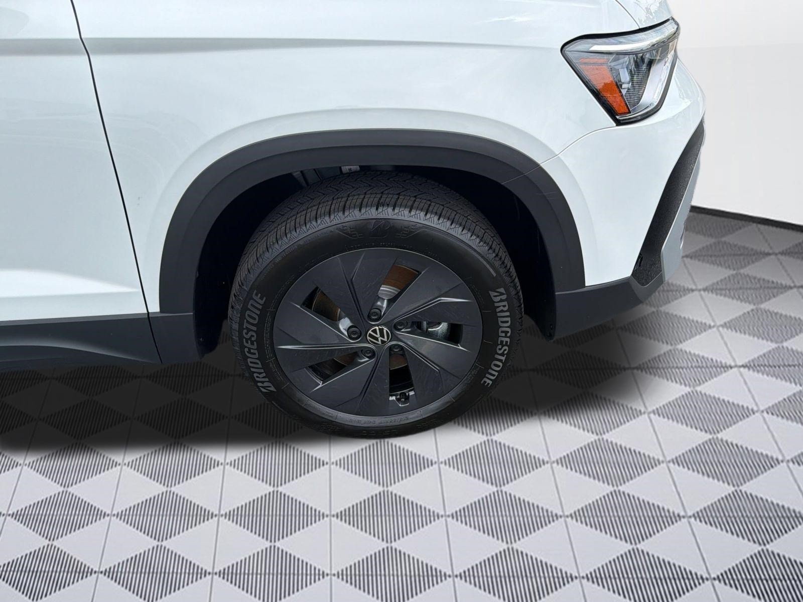 2026 Volkswagen Taos S - Photo 12