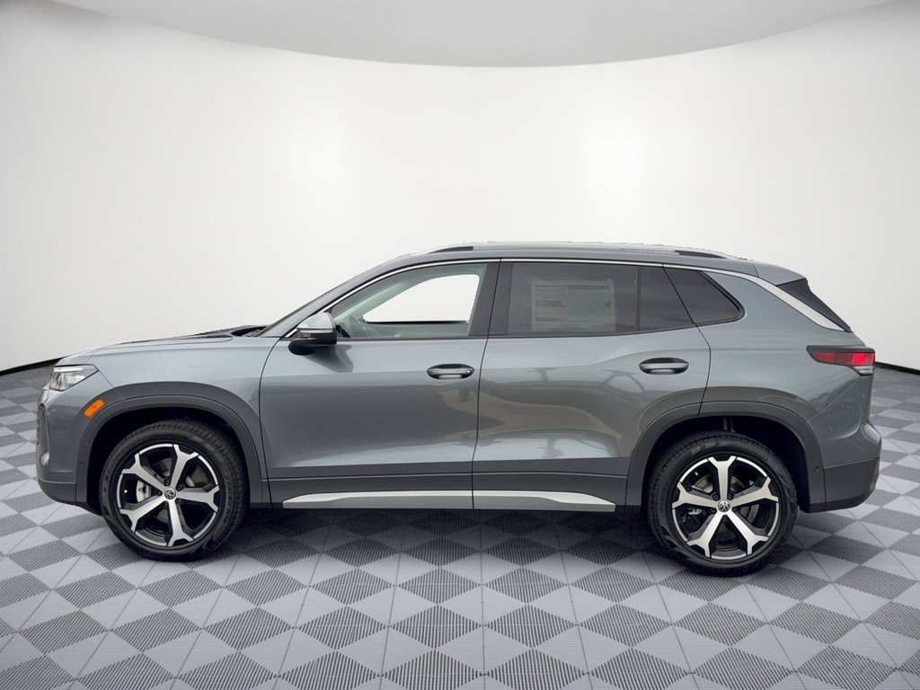 New 2026 Volkswagen Tiguan SE SUV